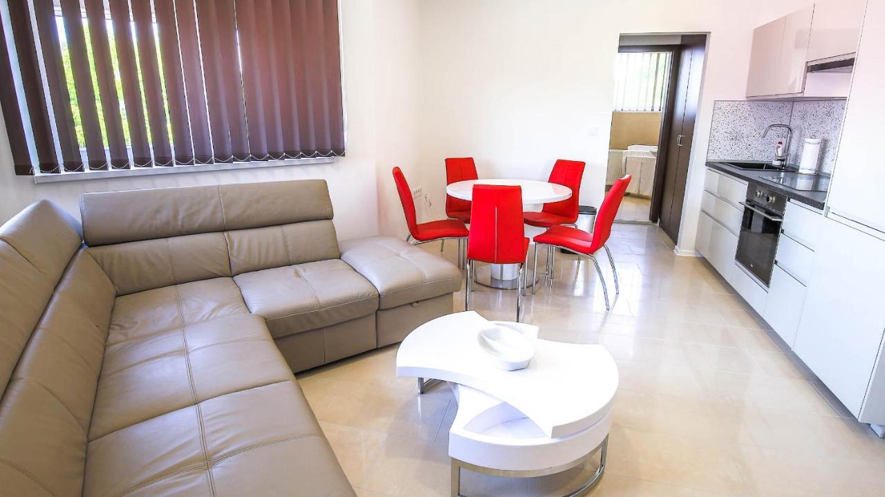 White Apartman Siofok Exterior photo
