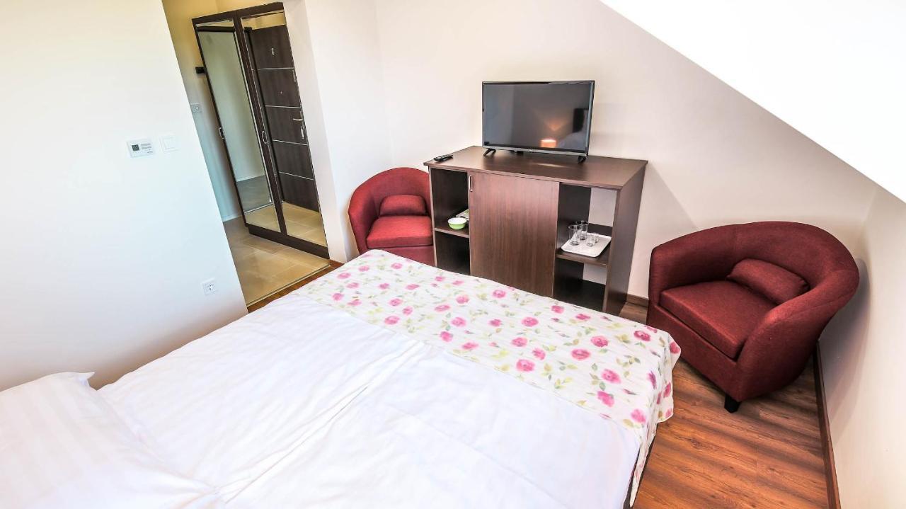 White Apartman Siofok Exterior photo