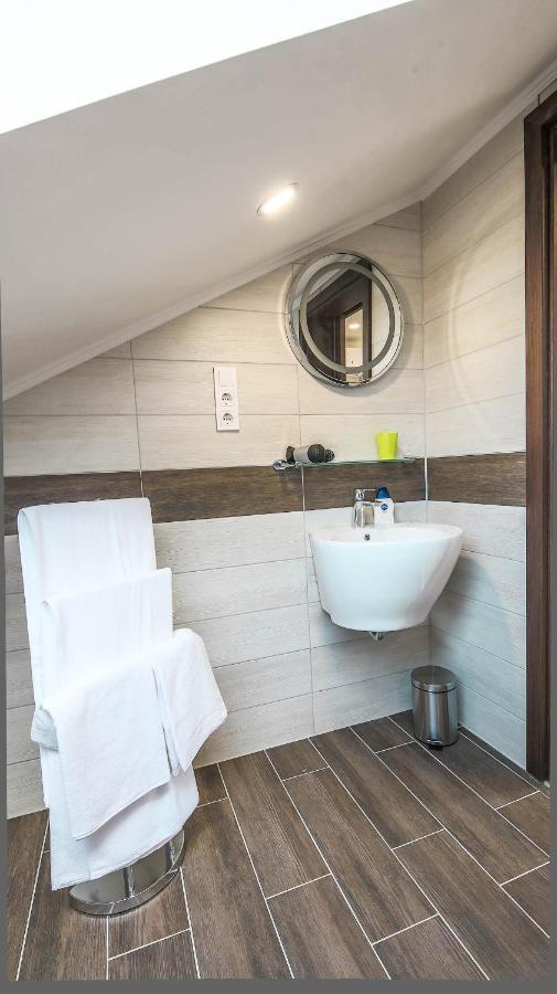 White Apartman Siofok Exterior photo